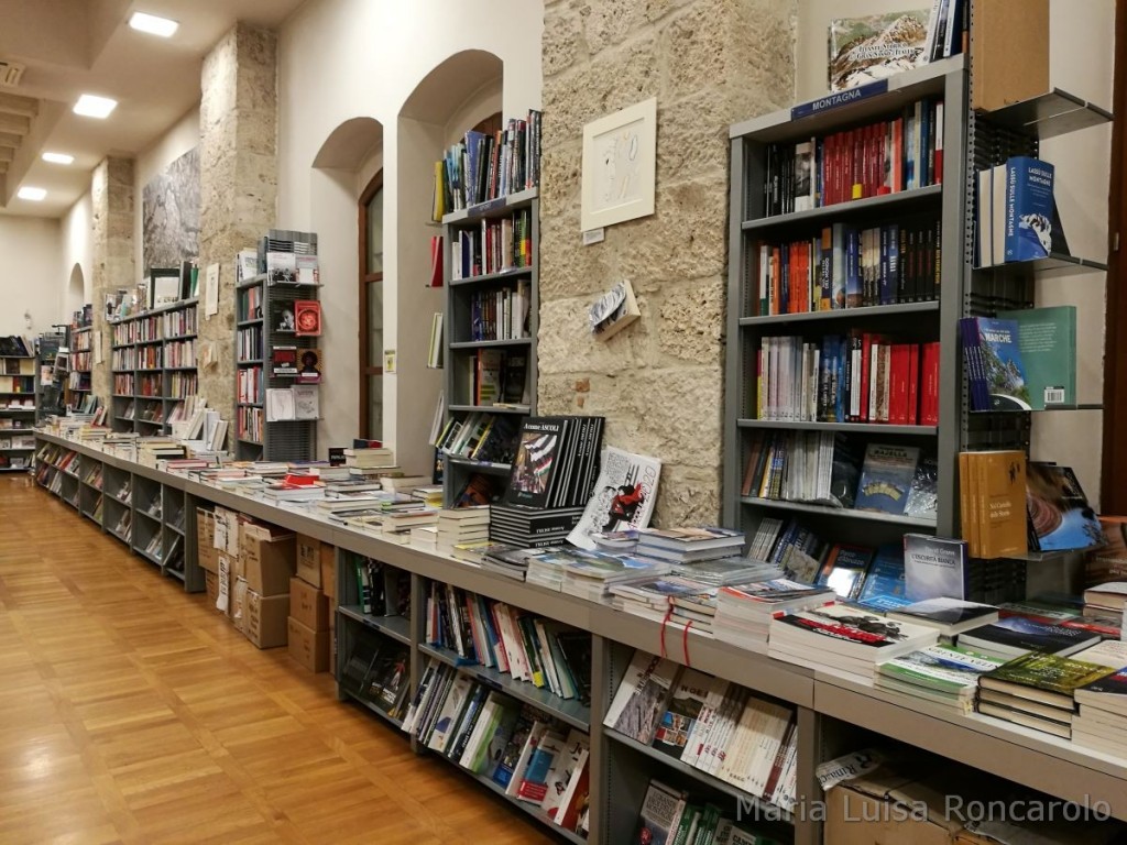 La Rinascita Una Libreria Molto Speciale Ad Ascoli Piceno Socialcicero